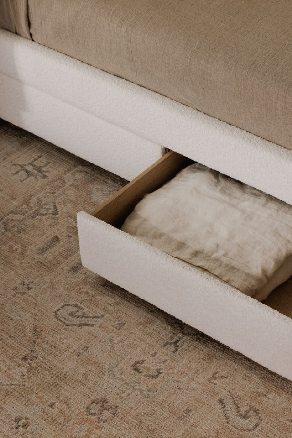 Upholstered Storage Bed | Novi Living Sophia | Oroa.com