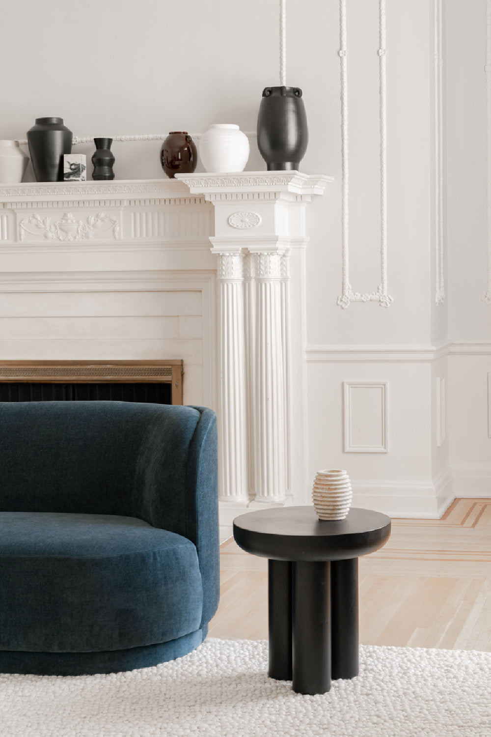 Modern European furniture - Indoor/Outdoor Concrete Side Table - www.oroa.com