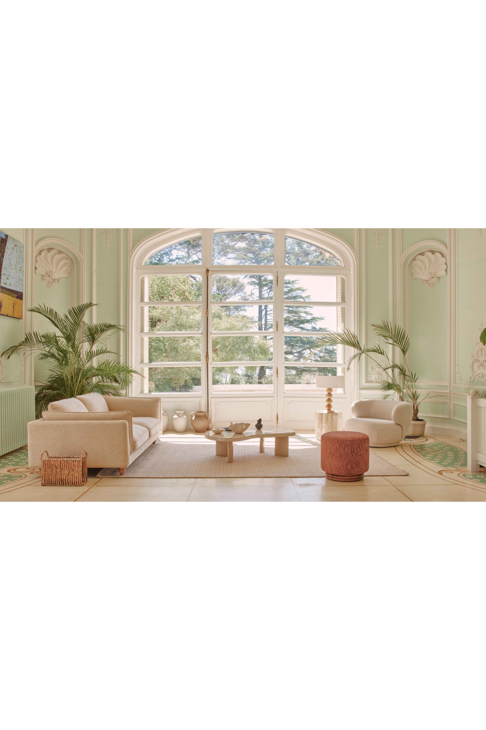 Contoured-Back Lounge Chair | NV Gallery Giulia | Oroa.com