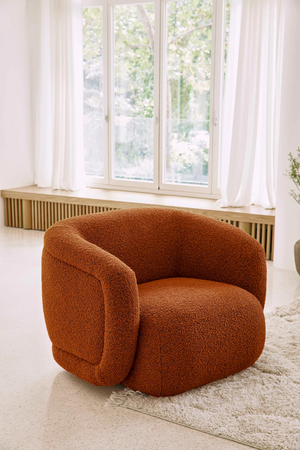 Curved Plush Lounge Chair | NV Gallery Volta | Oroa.com