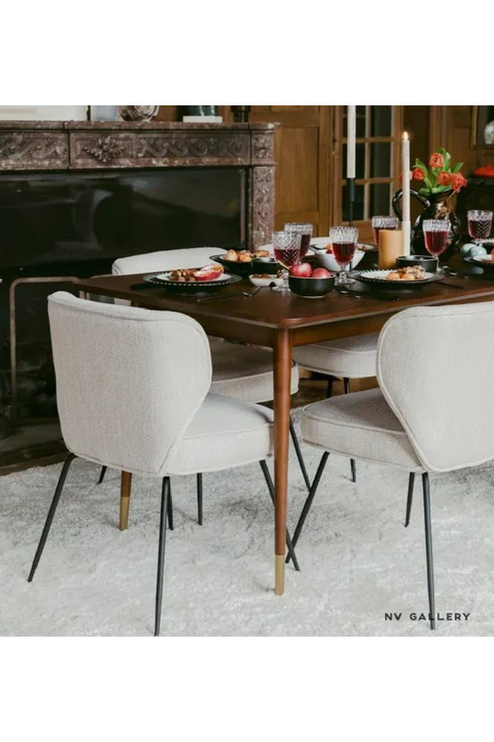 Rectangular Walnut Dining Table | NV Gallery Vinyle | Oroa.com