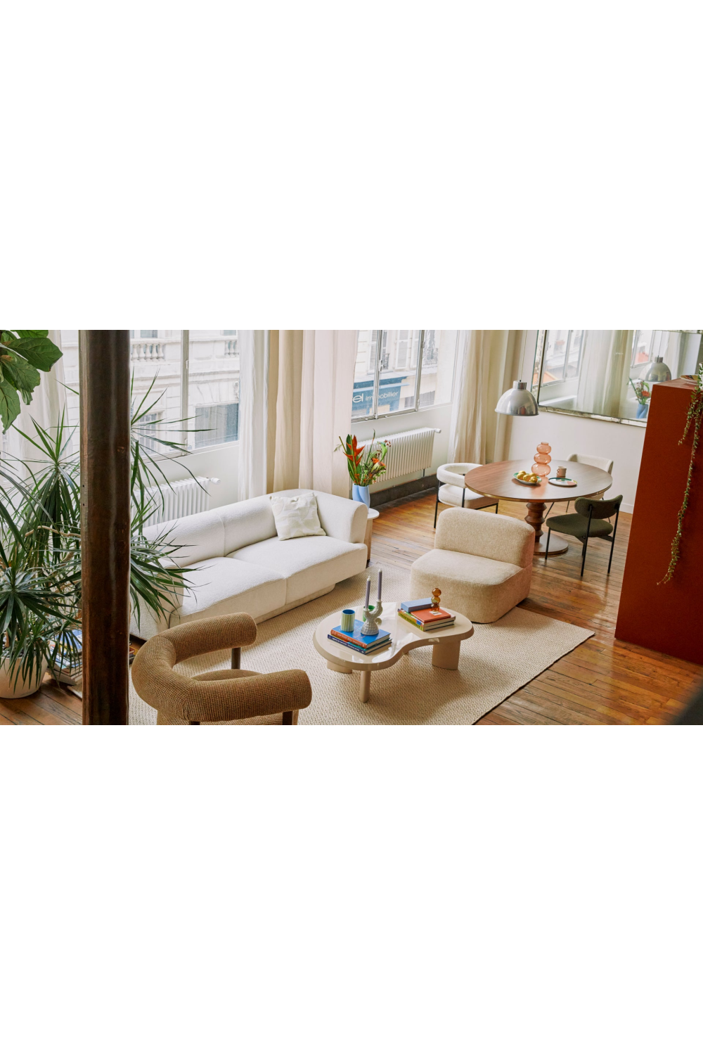 Metal Framed Curved Dining Chair | NV Gallery Arcade | Oroa.com