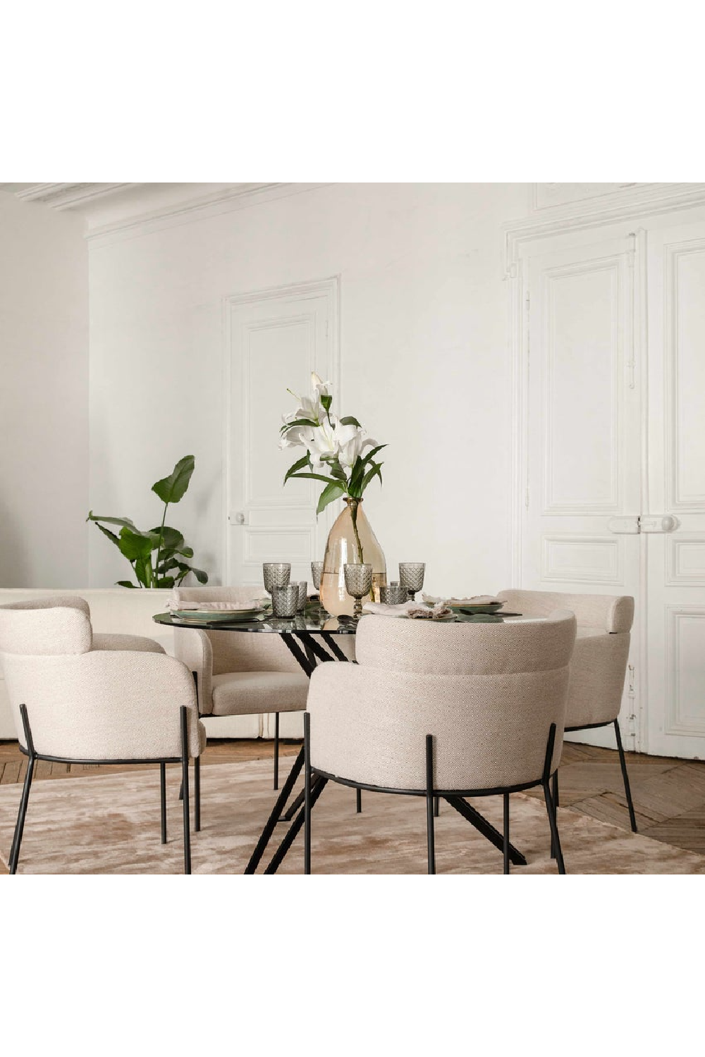 Layered Curve Back Dining Chair | NV Gallery Baron | Oroa.com