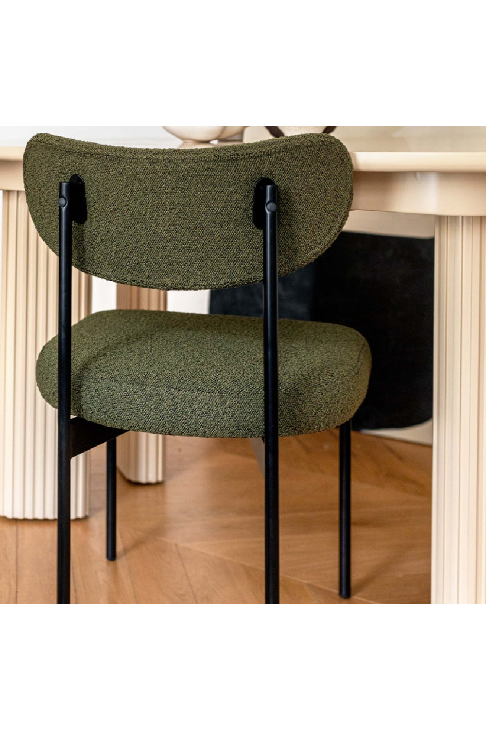 Curved Back Dining Chair | NV Gallery Jasper | Oroa.com