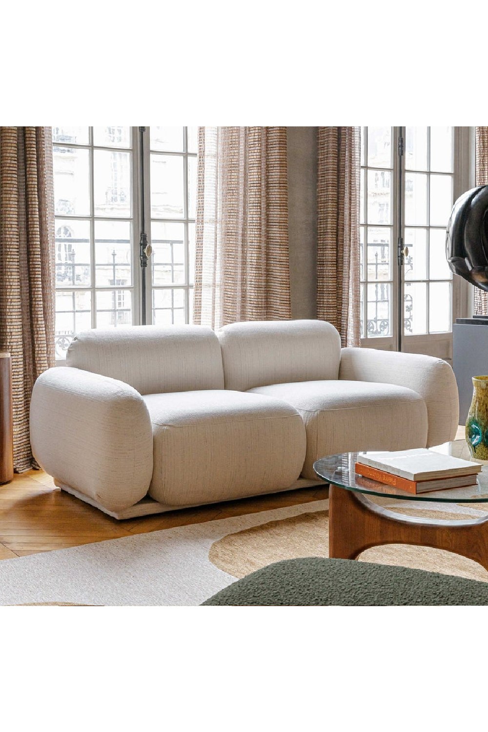 Curved Glass Coffee Table | NV Gallery Orwell | Oroa.com