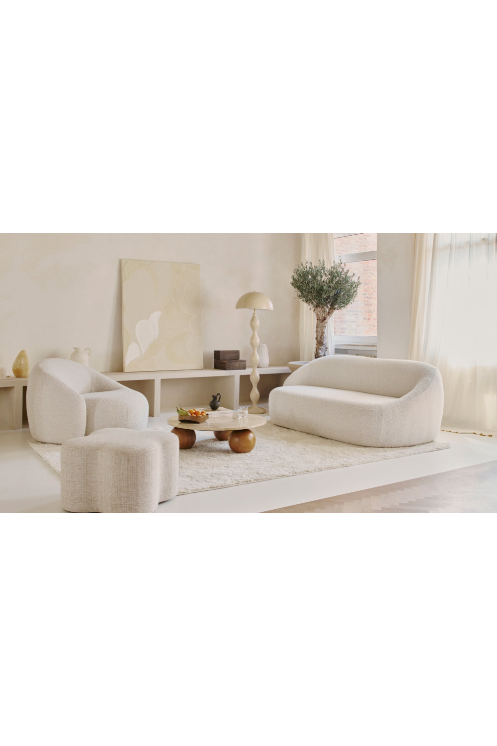 Petal Shaped Pouf | NV Gallery Ipsy | Oroa.com