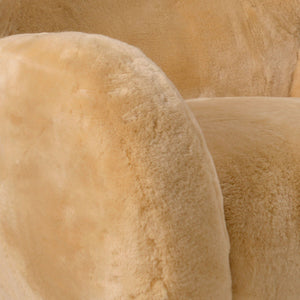   Sheepskin Modern Lounge Chair | Oroa.com