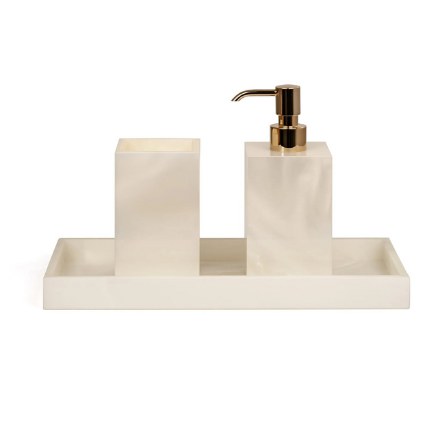 Neutral-Toned Bathroom Essentials | Pinetti Bea | OROA.com