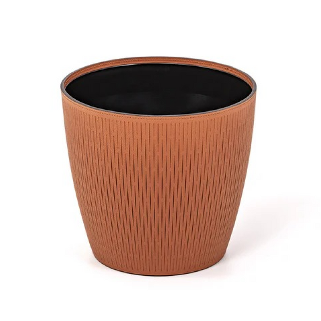 Leather Covered Vase | Pinetti Silvy | OROA.com