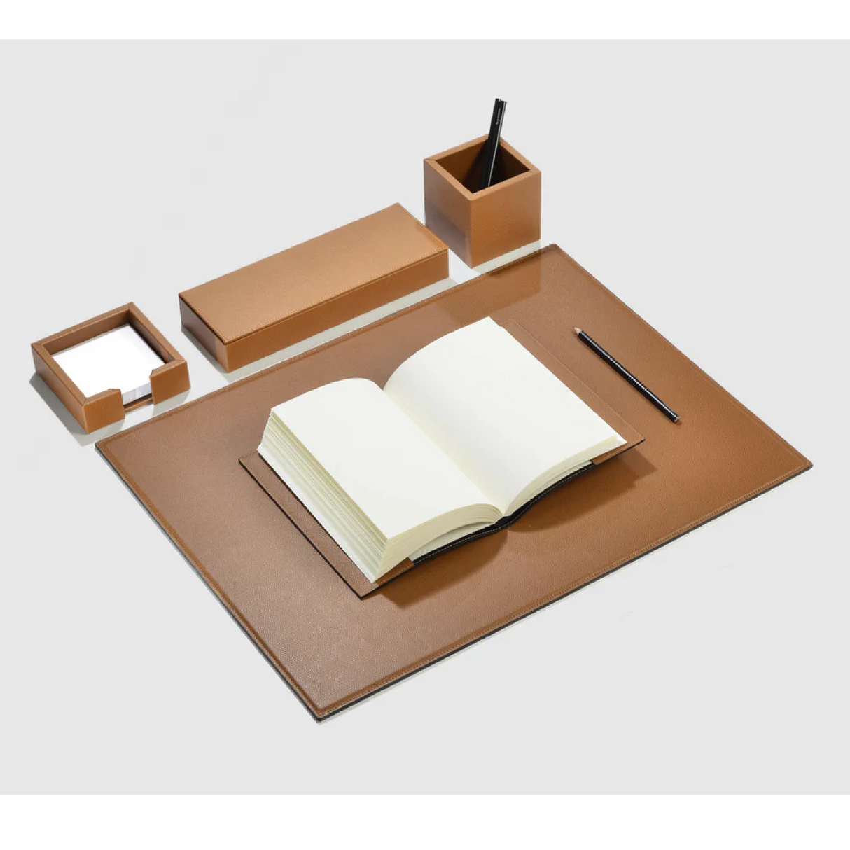 Leather Lidded Pencil Box | Pinetti Larry | OROA.com