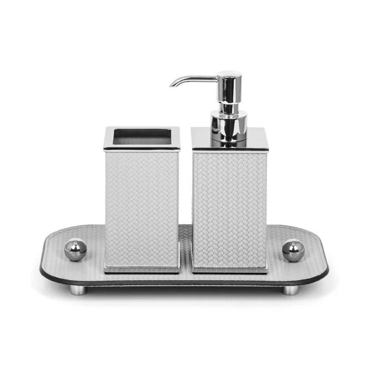 Leather Covered Bathroom Set | Pinetti Olimpia |  OROA.com