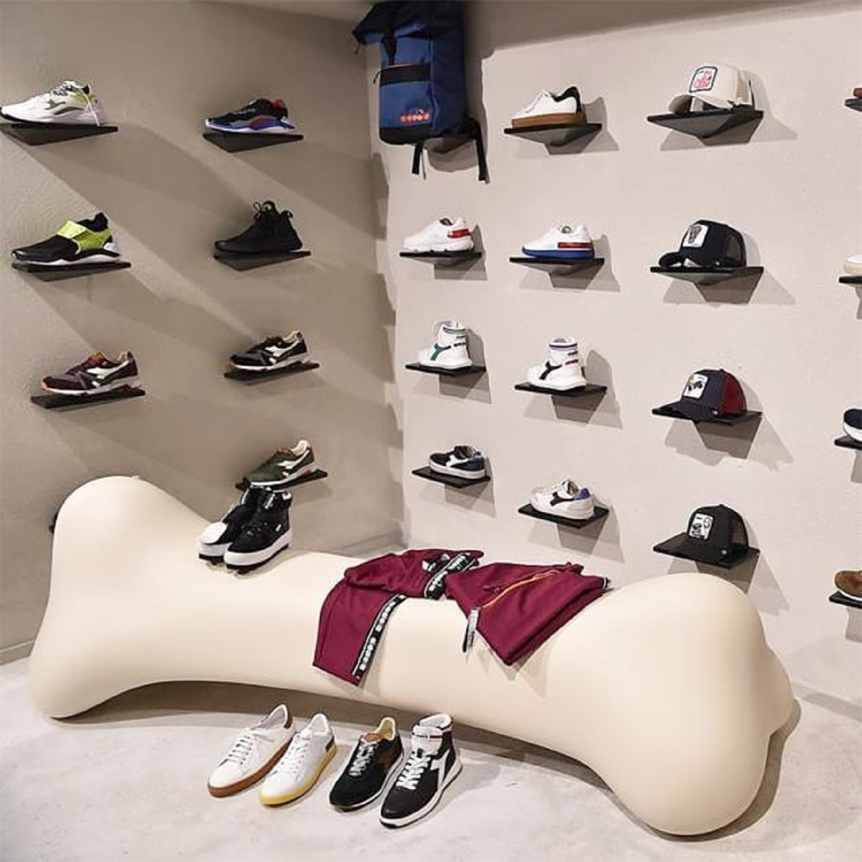 Bone Decorative Object | Qeeboo Bonos | OROA.com