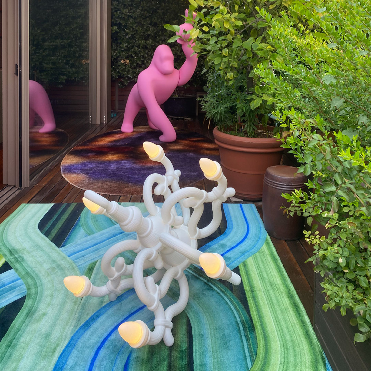 Classic Indoor/Outdoor Floor Lamp | Qeeboo Fallen Chandelier | Oroa.com