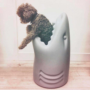 Shark-Shaped Multipurpose Holder | Qeeboo Killer | OROA.com