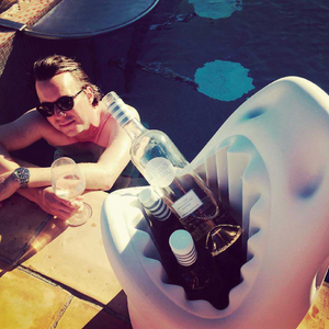 Shark-Shaped Multipurpose Holder | Qeeboo Killer | OROA.com