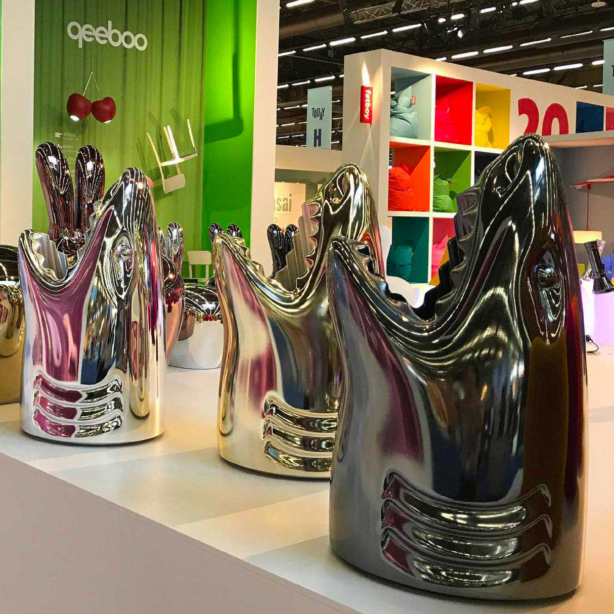 Shark-Shaped Multipurpose Holder | Qeeboo Killer | OROA.com