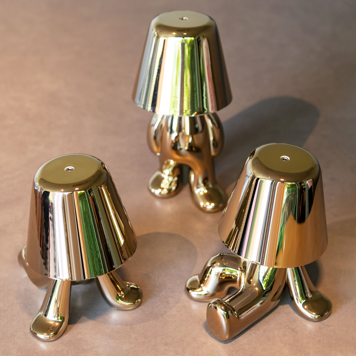 Metallic Child Figurine LED Lamp | Qeeboo Golden Brothers | OROA.com