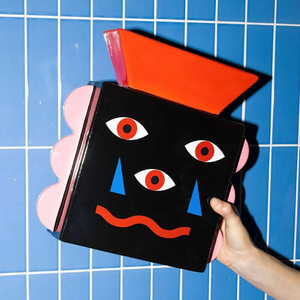 Figurative Face Ceramic Vase | Qeeboo Oggian Beautiful Face | OROA.com