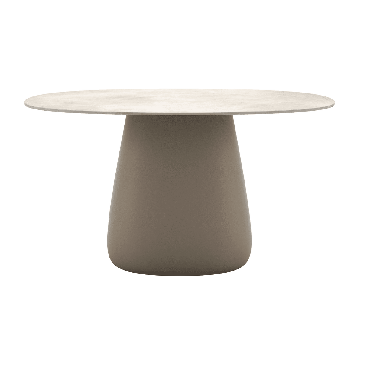 Oval Indoor/Outdoor Dining Table | Qeeboo Cobble | OROA.com