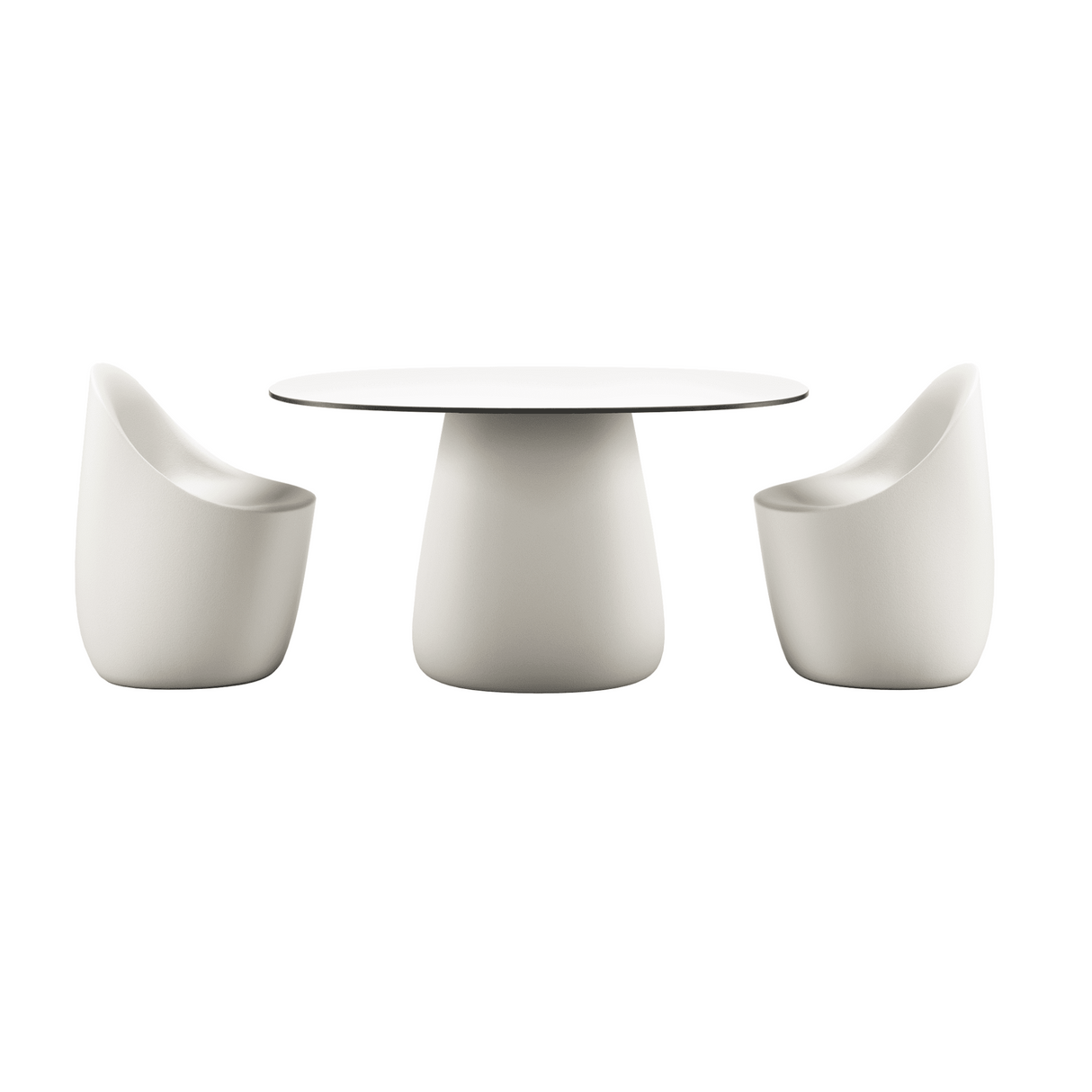 Oval Indoor/Outdoor Dining Table | Qeeboo Cobble | OROA.com