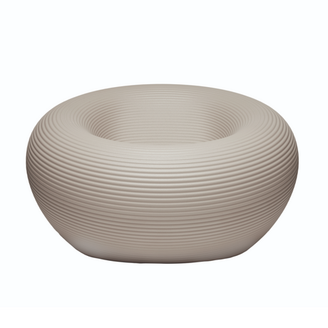 Round Outdoor Lounge Chair | Qeeboo Nami | OROA.com