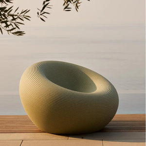 Round Outdoor Lounge Chair | Qeeboo Nami | OROA.com