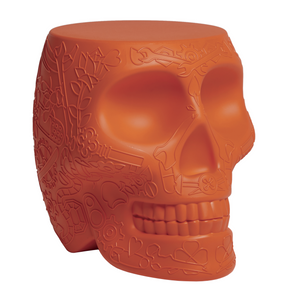 Skull-Shaped Stool Side Table | Qeeboo Mexico | OROA.com