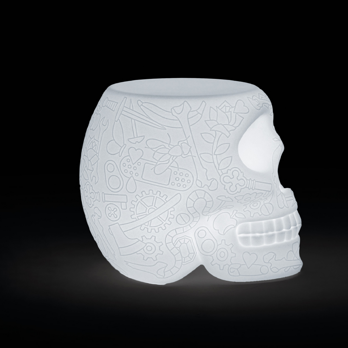 Skull Stool with Rechargeable LED Lamp | Qeeboo Mexico | OROA.com