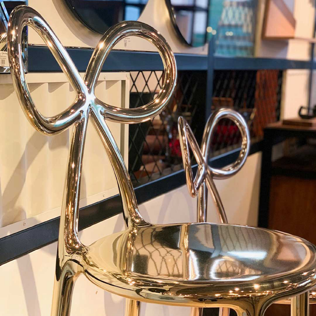 Modern Chic Dining Chair Set (2) | Qeeboo Ribbon | OROA.com