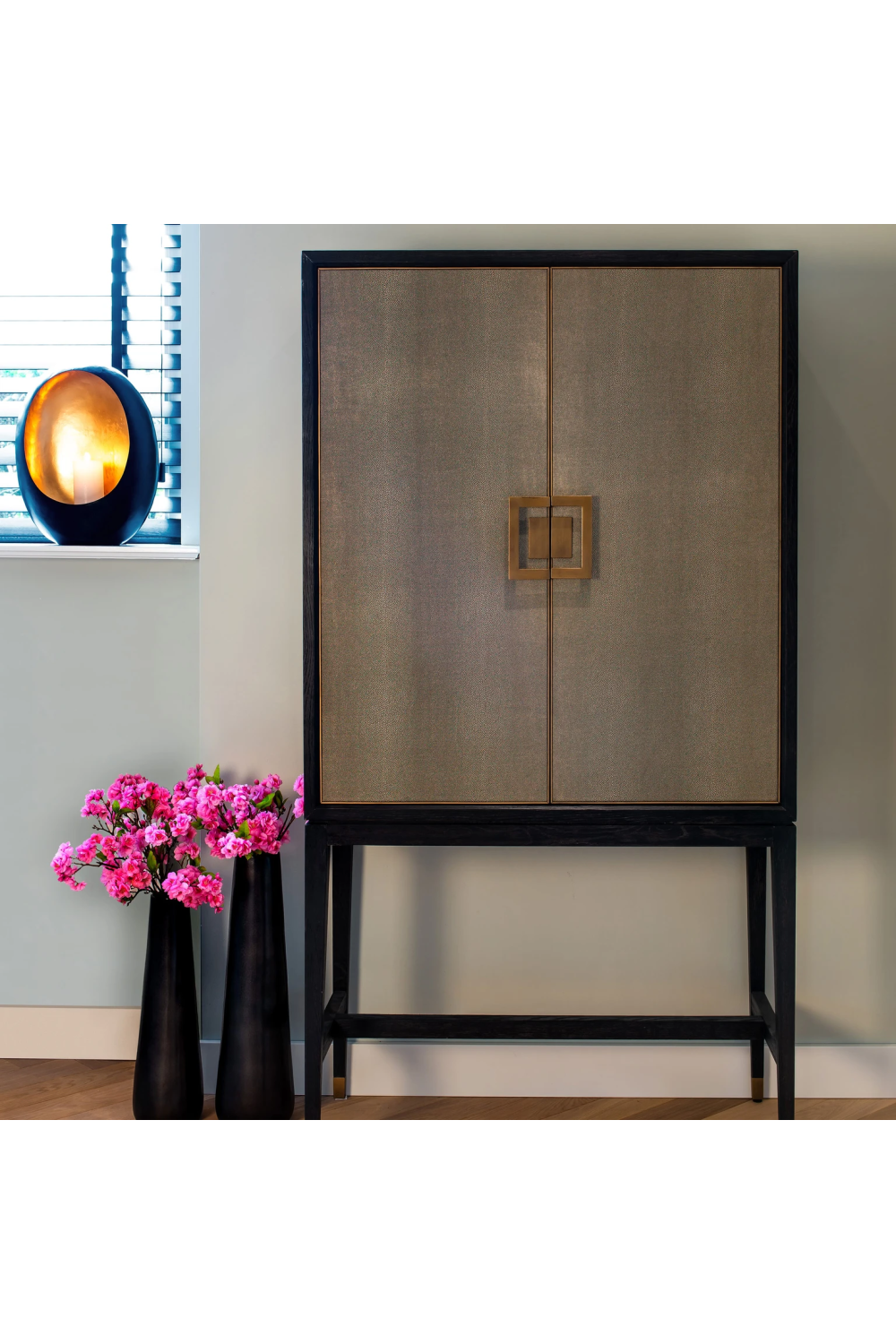 Wood Framed Leather Bar Cabinet | Richmond Interiors Bloomingville | OROA
