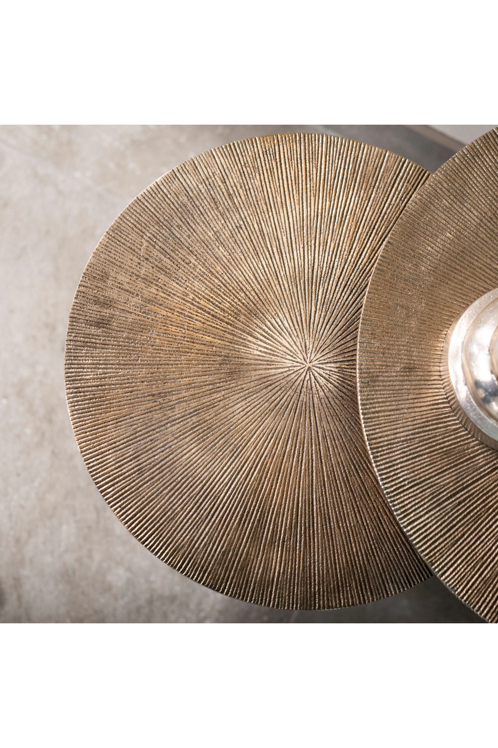 Round Aluminum Coffee Table Set (3) | Richmond Interiors Vittorio | Oroa.com