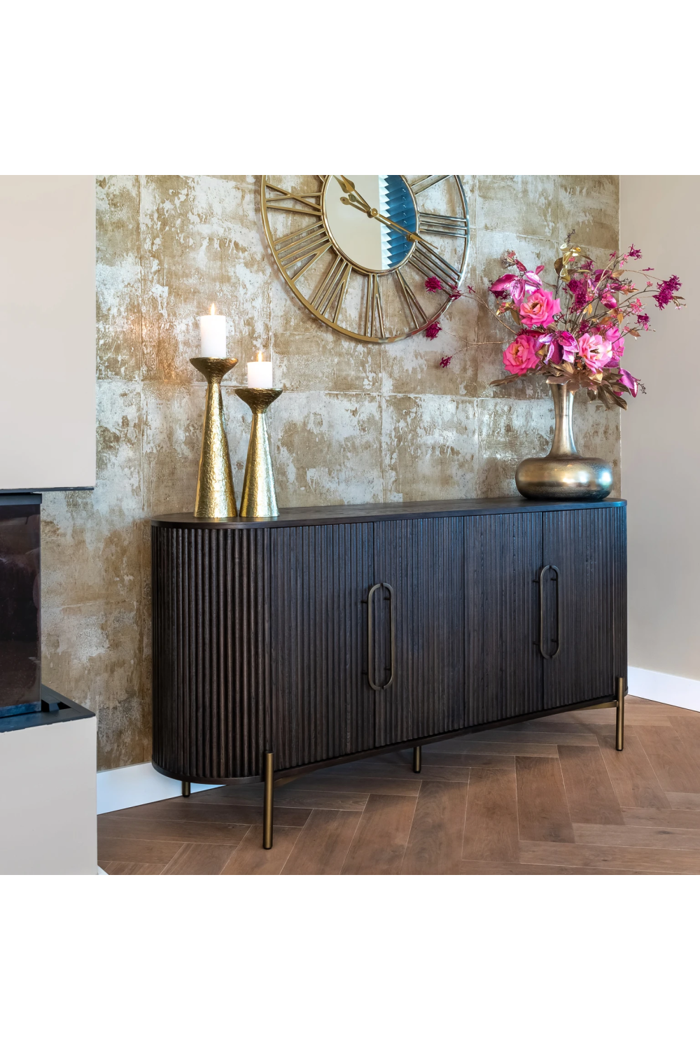 Contemporary Classic Sideboard | OROA Luxor | Oroa.com