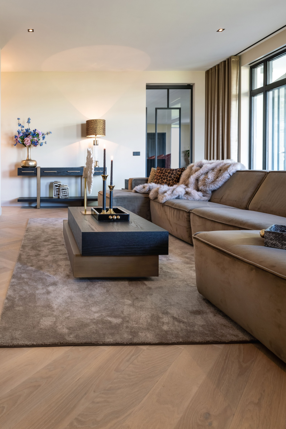 Rectangular Oak Coffee Table | Richmond Interiors Cambon | Oroa.com