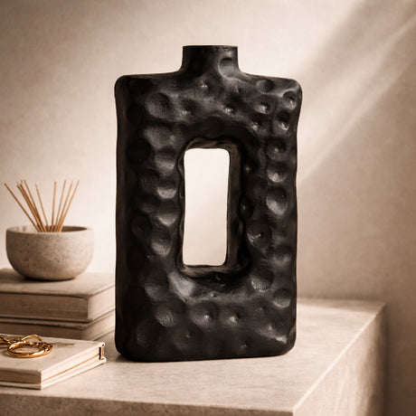   Black Aluminium Rustic Vase | Oroa.com