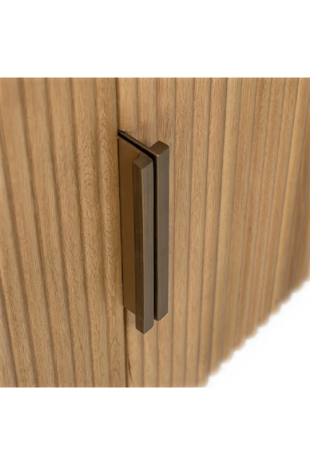 Natural Oak 4-Door Sideboard | OROA Belfort | Oroa.com