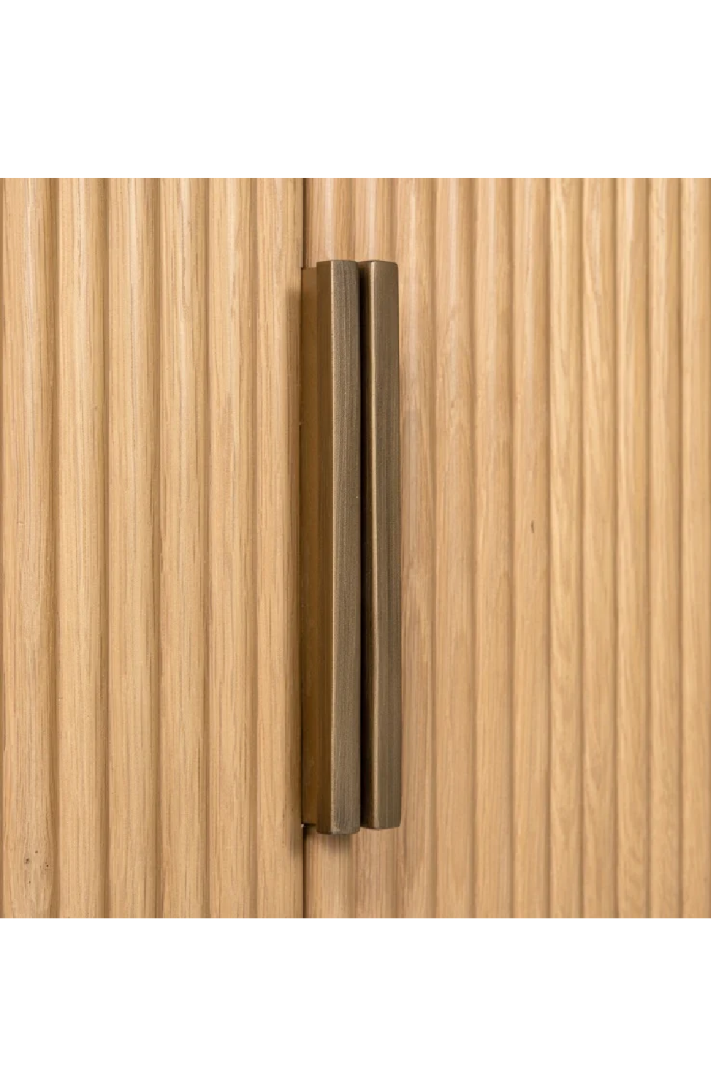Natural Oak 4-Door Sideboard | OROA Belfort | Oroa.com