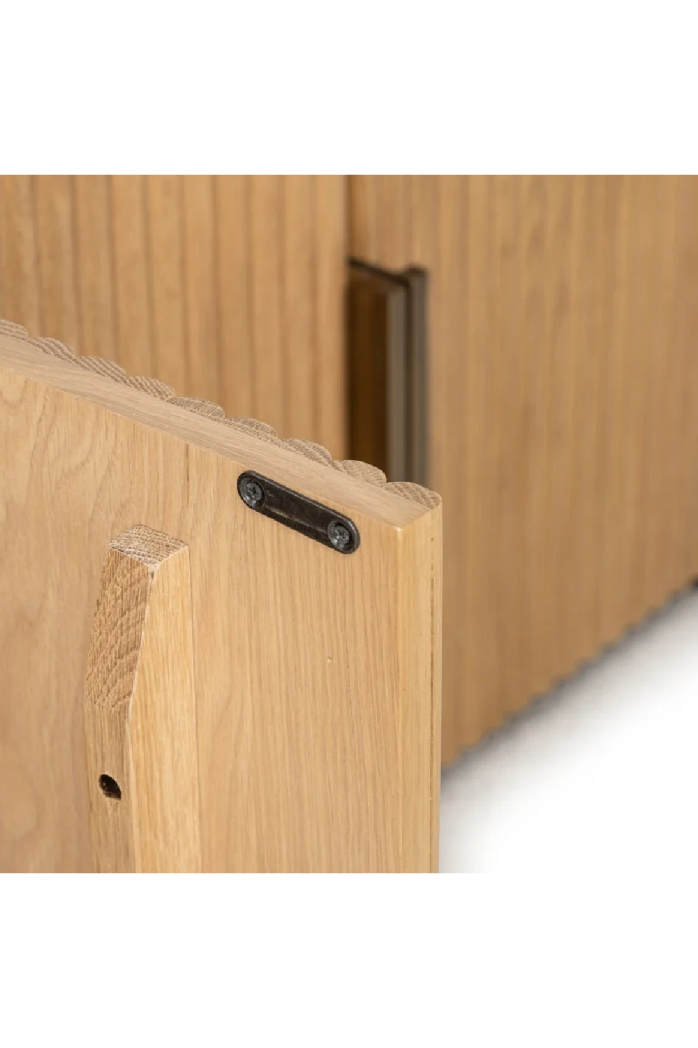 Natural Oak 4-Door TV Unit | OROA Belfort | Oroa.com