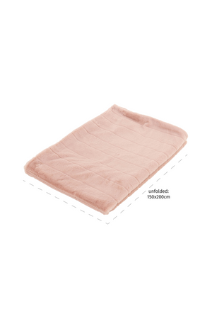 Pink Furry Blanket | OROA Carry | Oroa.com