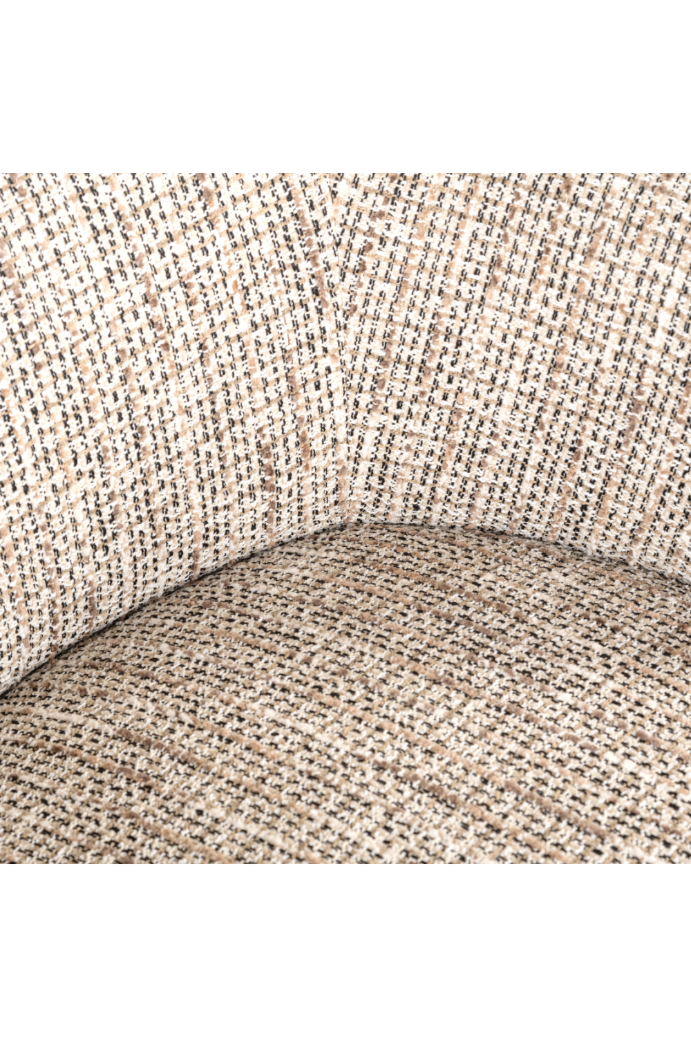 Chunky Upholstered Lounge Chair | OROA Venus | Oroa.com