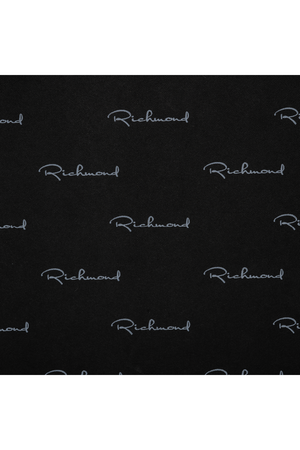 Chunky Upholstered Lounge Chair | Richmond Interiors Venus | Oroa.com