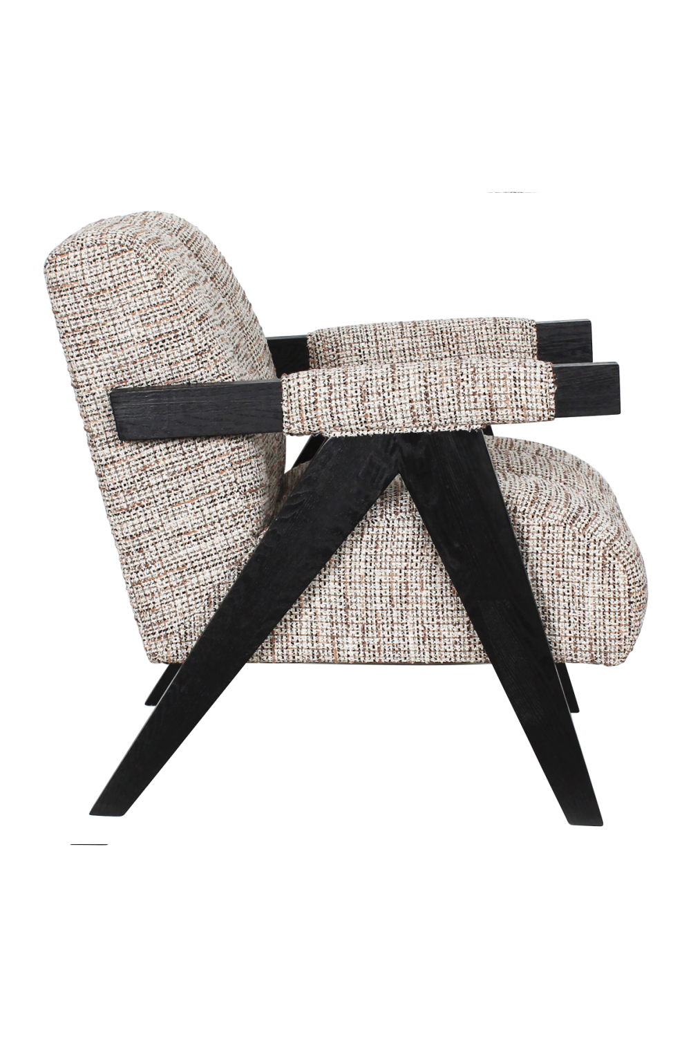 Ash Framed Lounge Chair | OROA Clover | Oroa.com