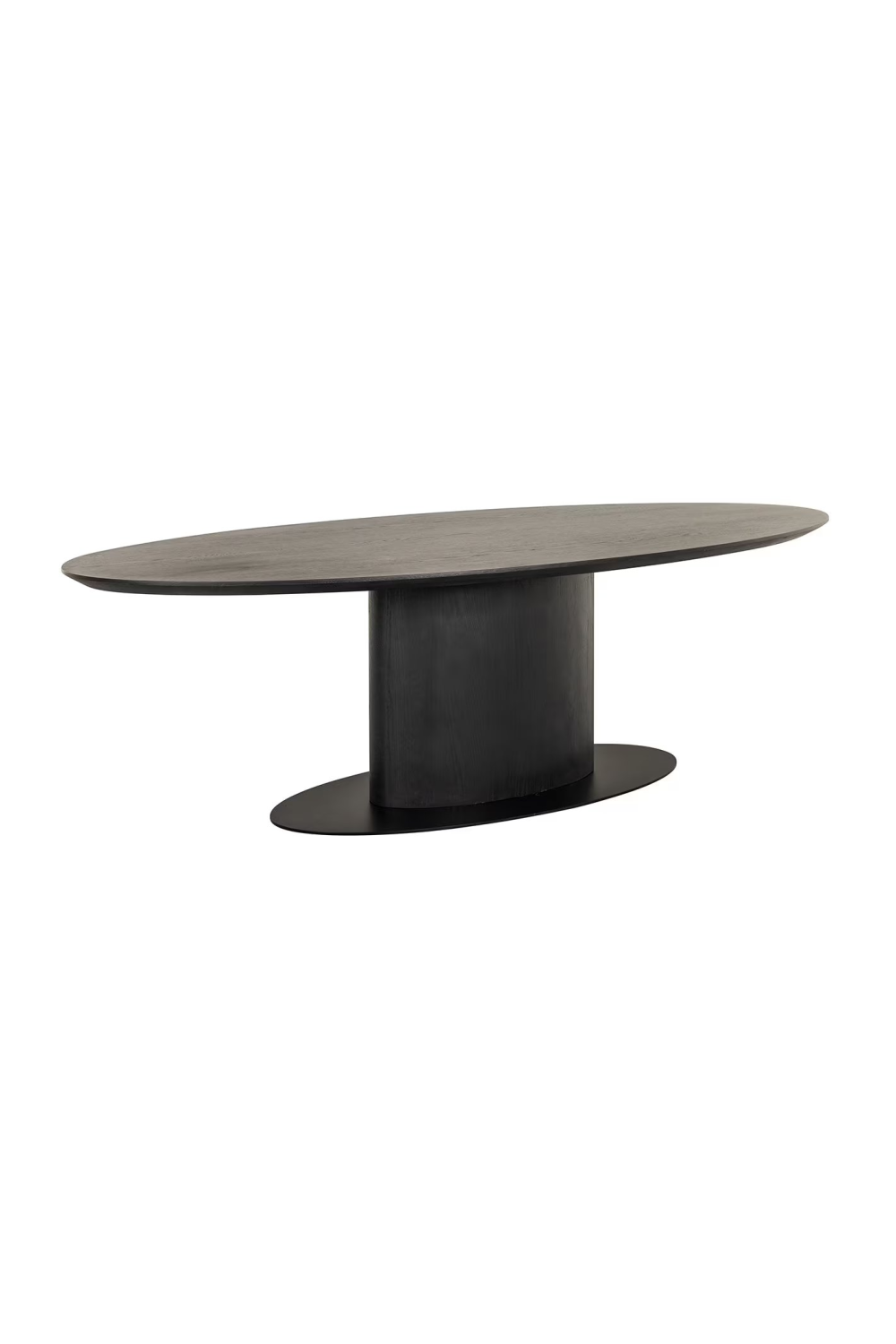 Wooden Oval Dining Table | OROA Gordon | Oroa.com