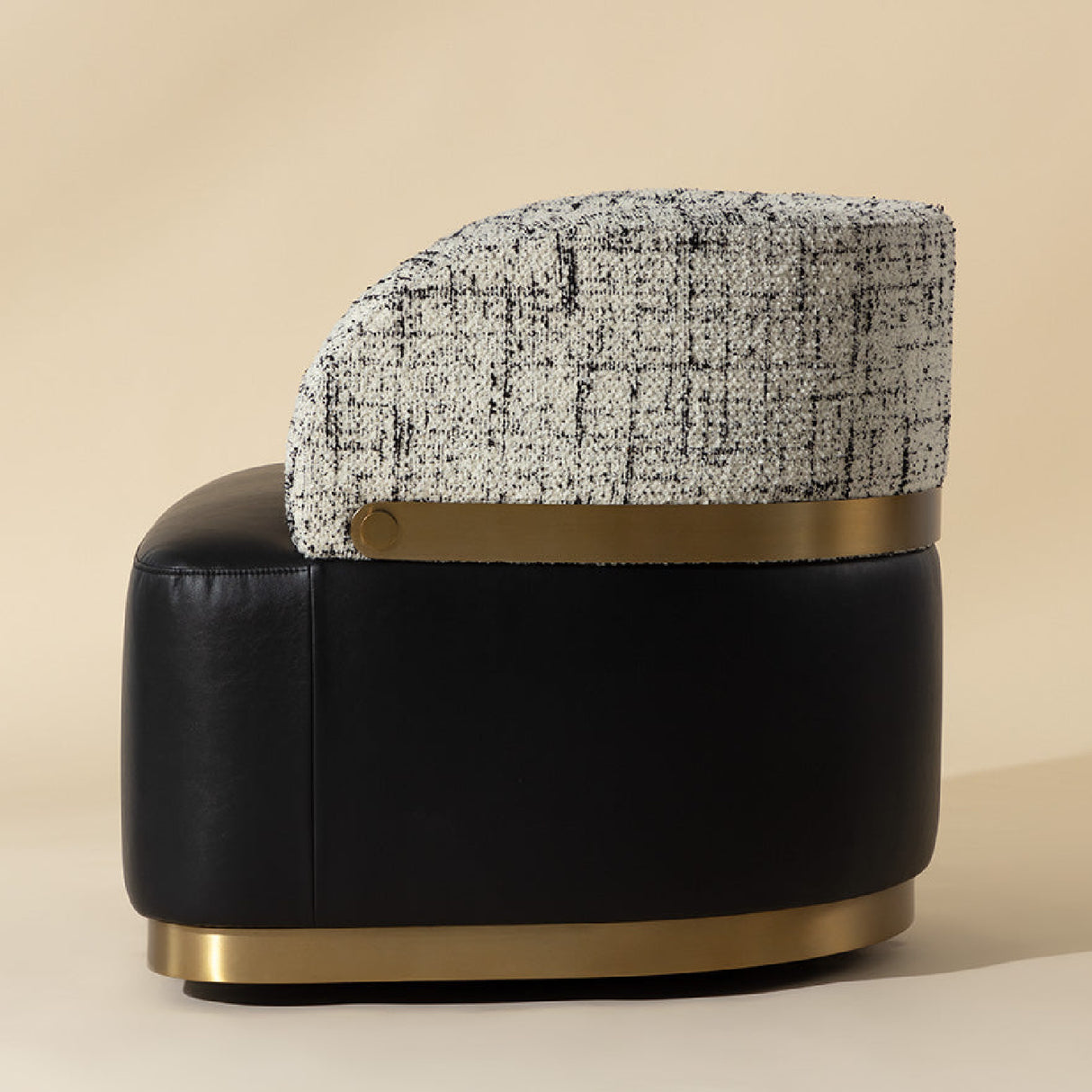   Modern European furniture - Leather Seat Swivel Lounge Chair - www.oroa.com | Oroa.com