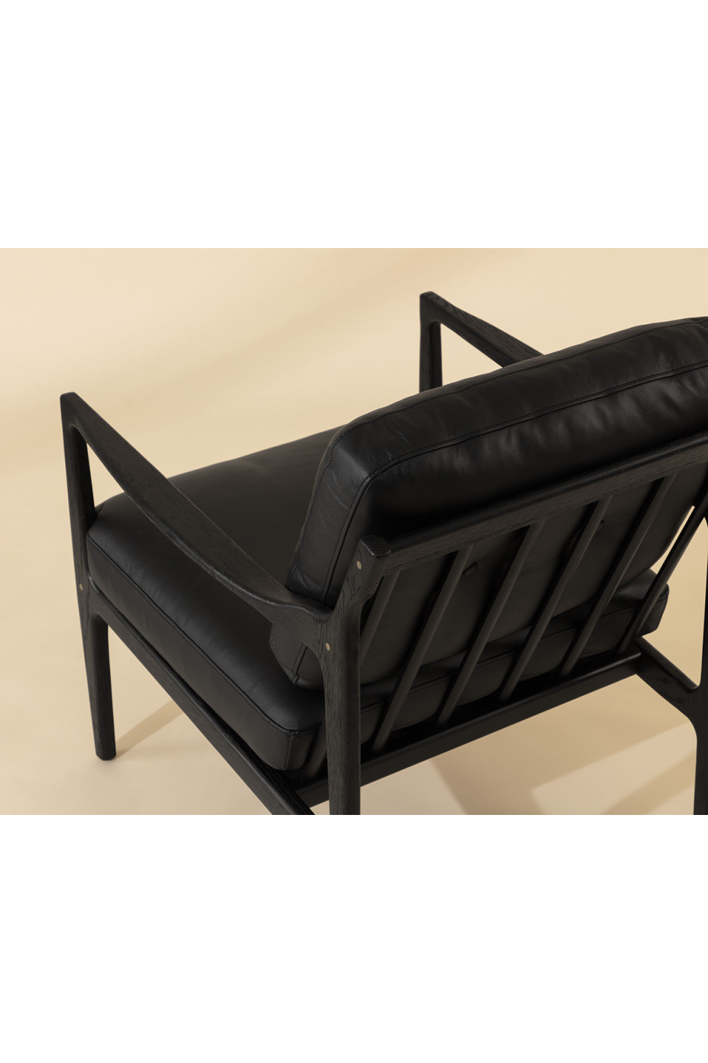 Modern European furniture - Button-Tufted Leather Lounge Chair - www.oroa.com