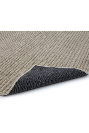 Hand-woven Wool Area Rug | Splendido Deva | Oroa.com