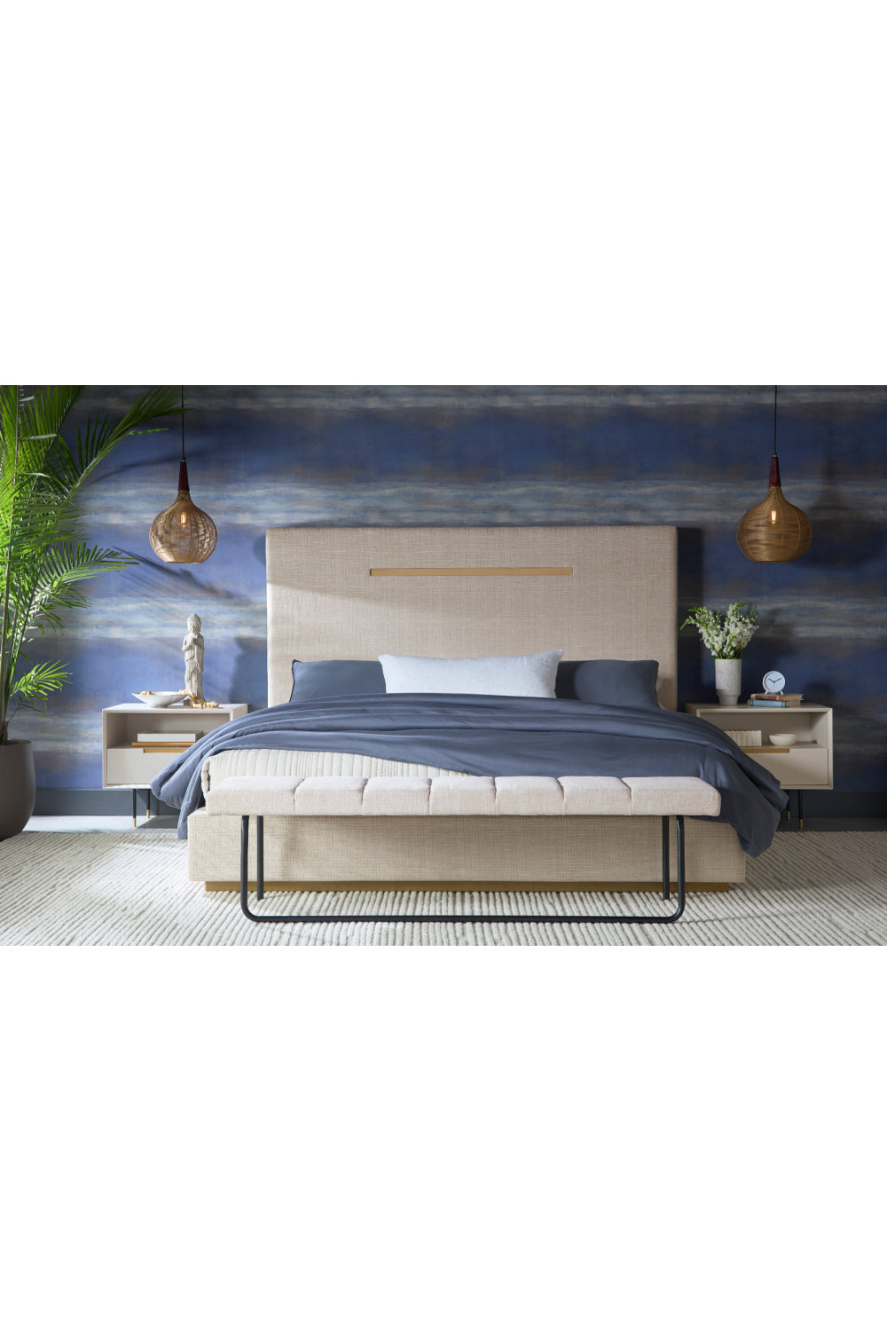 Hand-woven Wool Area Rug | Splendido Deva | Oroa.com