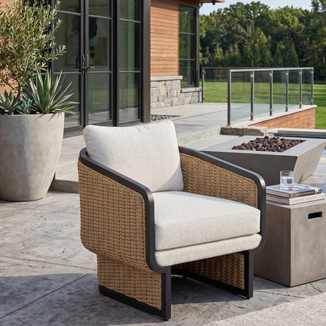   Wicker Weave Indoor/Outdoor Lounge Chair | Oroa.com