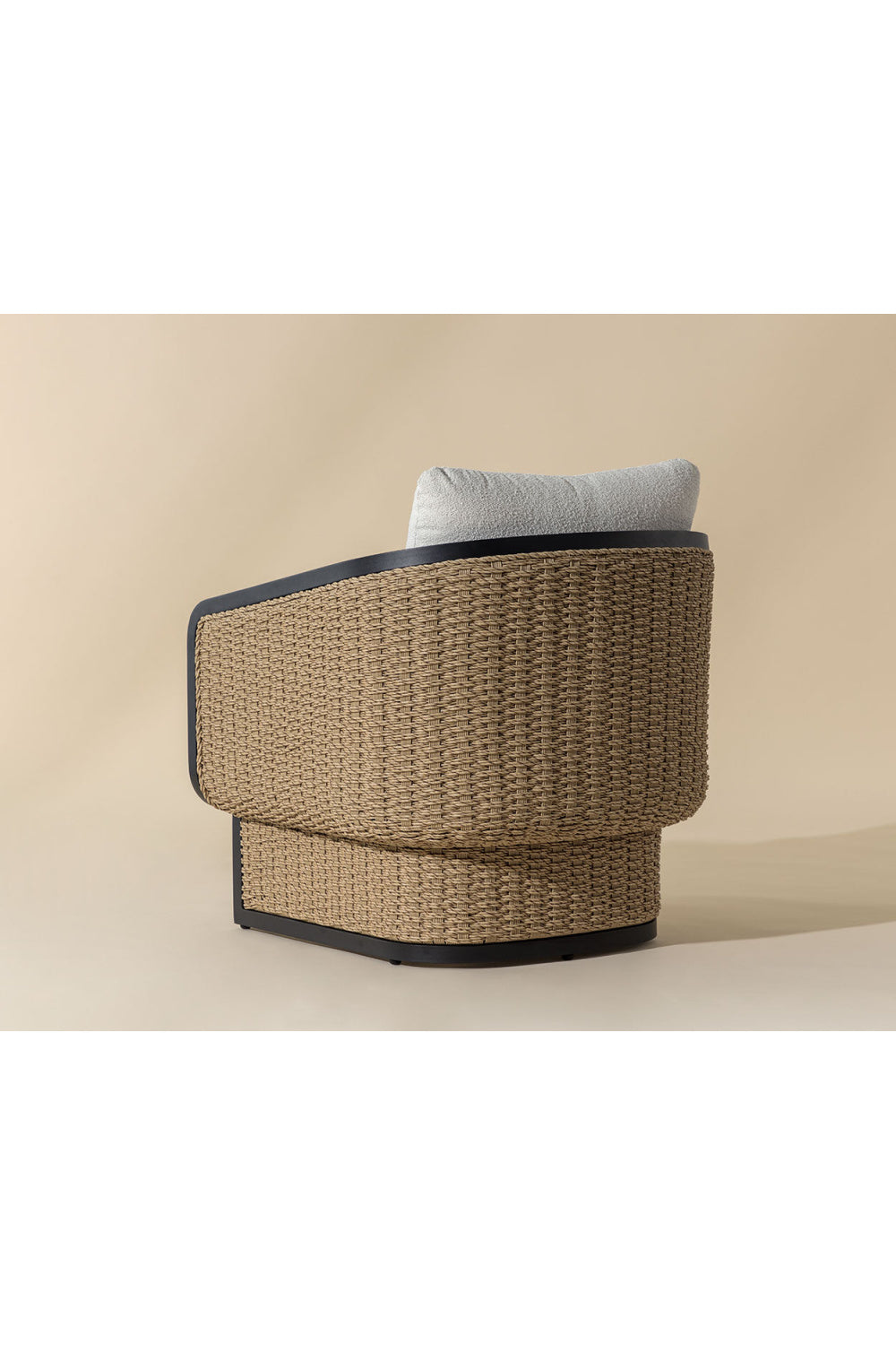 Wicker Weave Indoor/Outdoor Lounge Chair | Splendido Olbia | Oroa.com