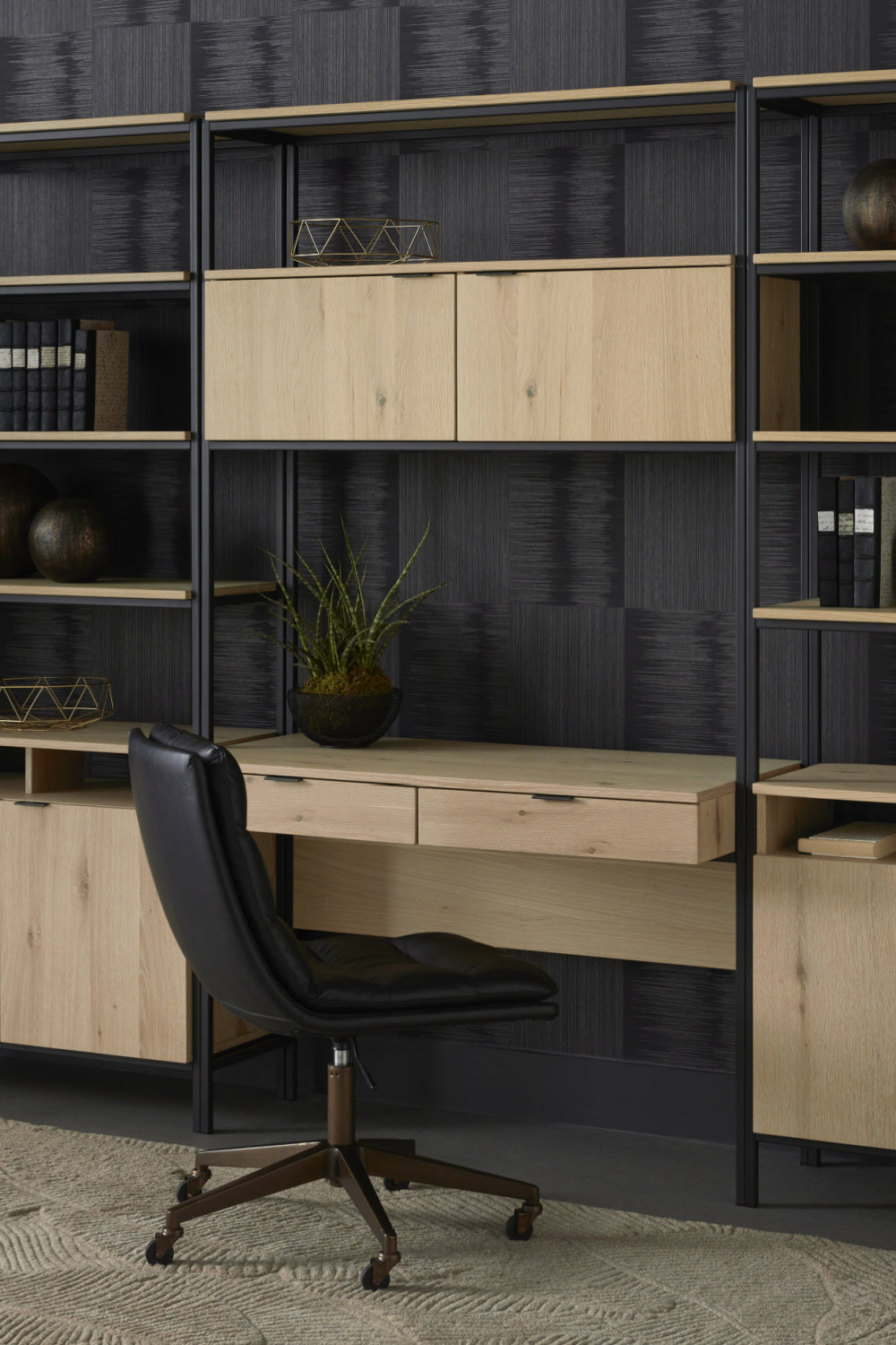   Modern European furniture - Padded Swivel Office Chair - www.oroa.com | Oroa.com