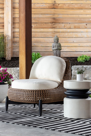   Modern European furniture - Padded Wicker Outdoor Lounge Chair - www.oroa.com | Oroa.com